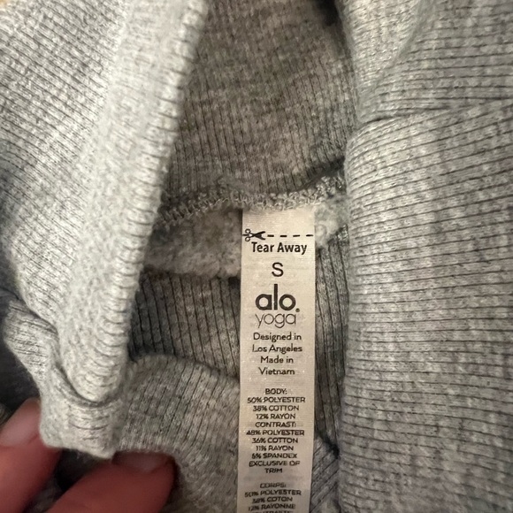 ALO Yoga Light Gray Turtleneck Sweater - Picture 2 of 4